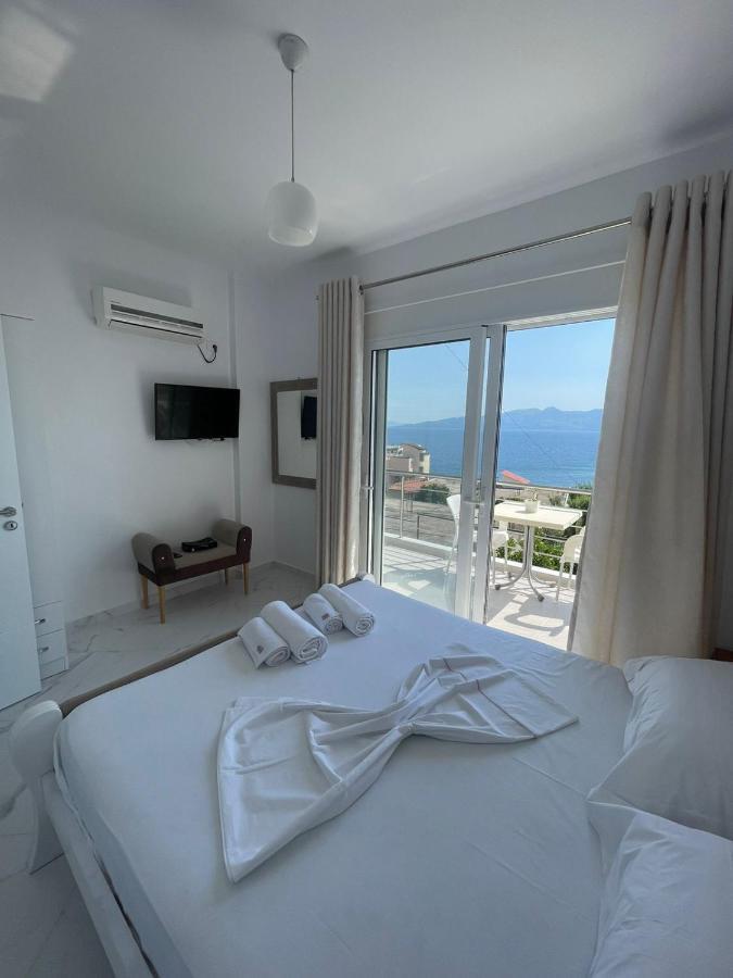 Villa Eden Breeze Sarandë 外观 照片