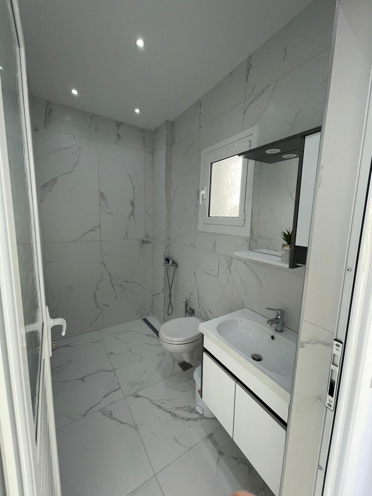 Villa Eden Breeze Sarandë 外观 照片